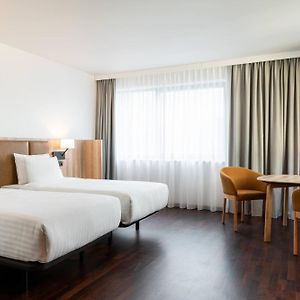 Superior Guest room 2 Twin or Single Beds Street view